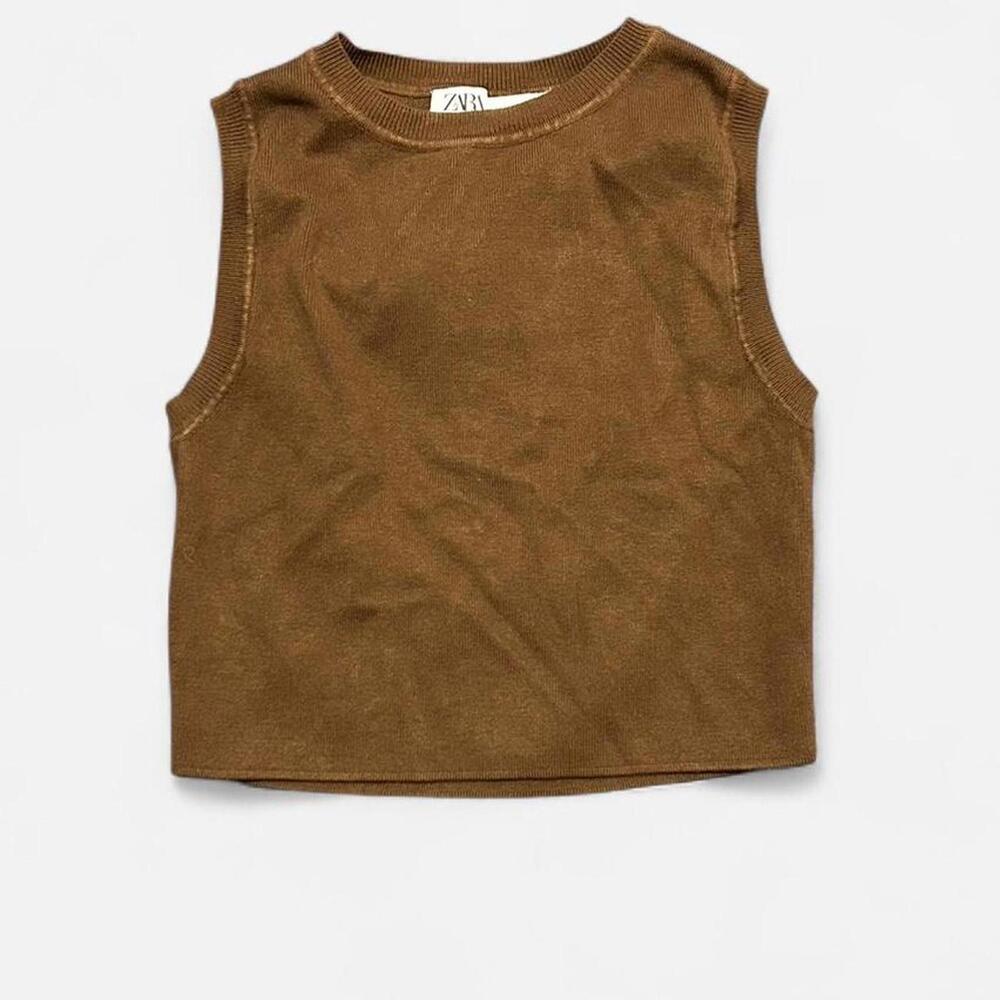 Chocolate brown Zara cropped crew neck knit crop top. - Picture 3 of 4